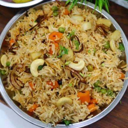 Kaju Onion Pulao